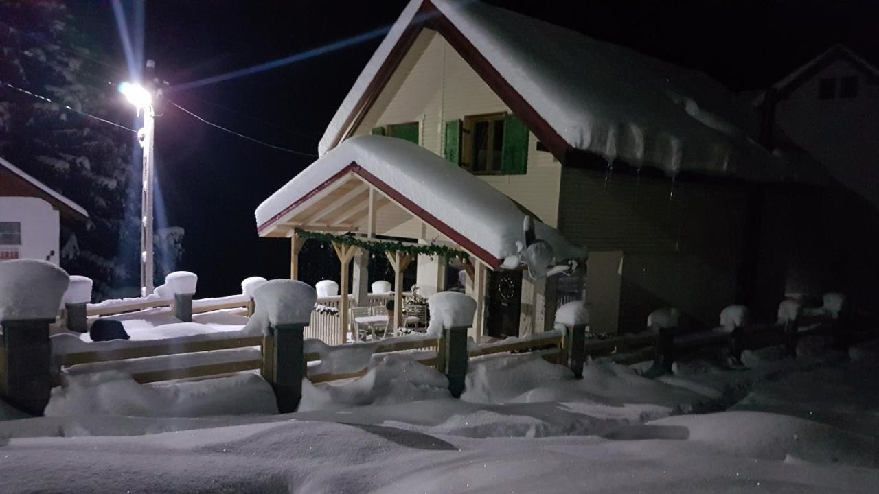 Casa Eggo Villa Rausor Bagian luar foto